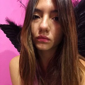 Meet your Posher, Astrid